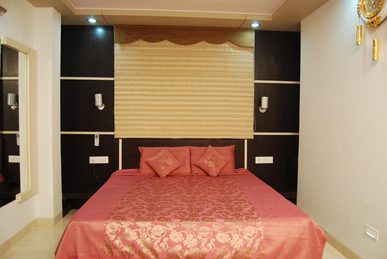 Hotel Jinendra Palace Jaipur Luaran gambar
