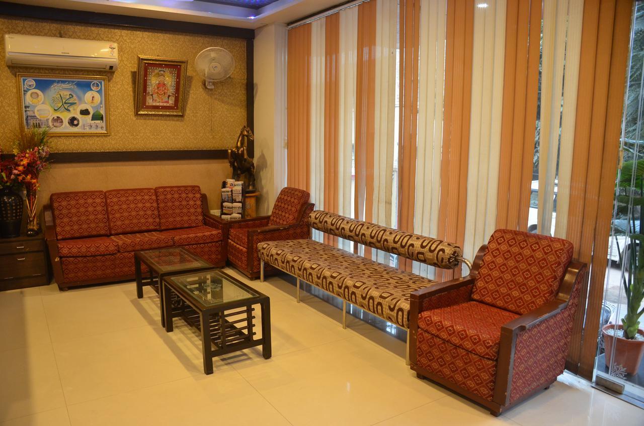 Hotel Jinendra Palace Jaipur Luaran gambar